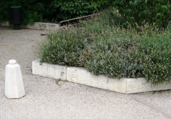 Borne de protection et anti-stationnement, modèle 1 – Image 2