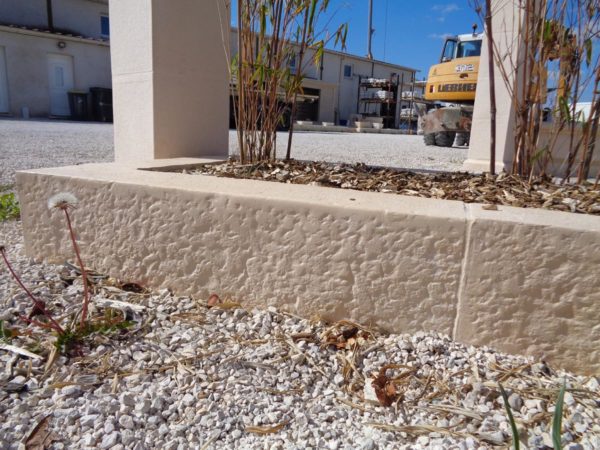 Bordure de jardin droite, jardinière modulable, aspect ciselé bouchardé, longueur 125, largeur 27 cm – Image 4