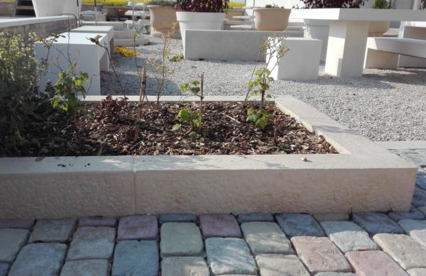 Bordure de jardin droite, jardinière modulable, aspect ciselé bouchardé, longueur 125, largeur 27 cm – Image 5
