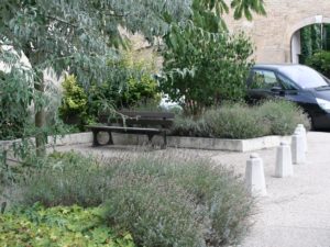 Borne de protection et anti-stationnement, modèle 1