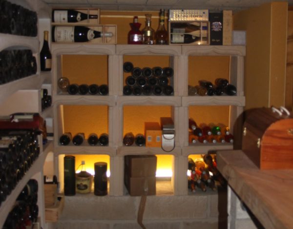 Casiers à bouteilles moulurés – Image 2