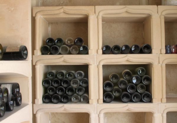 Casiers à bouteilles moulurés – Image 3