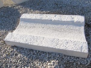 Caniveau de rue en béton (pierre reconstituée), style rustique