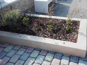 Jardinière modulable finition bouchardée-ciselée