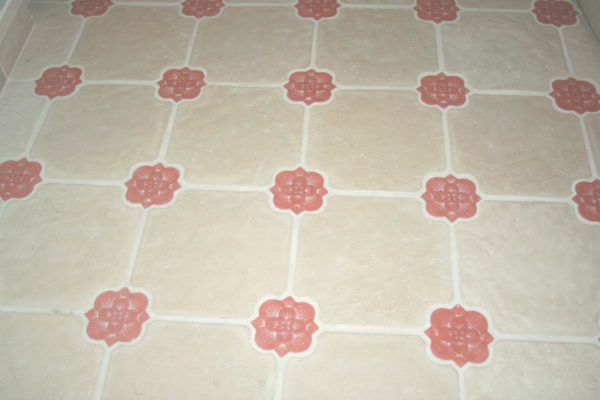 Dalle réplique ancienne Abbatiale, le 17-ème siècle, 4 cabochons fleurs – Image 2