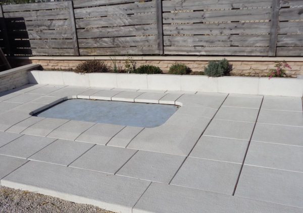 Dalle béton grenaillée , carrée 50 x 50, antidérapante – Image 10