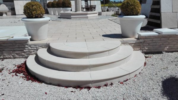 Marche escalier pleine droite et circulaire, aspect lisse – Image 5