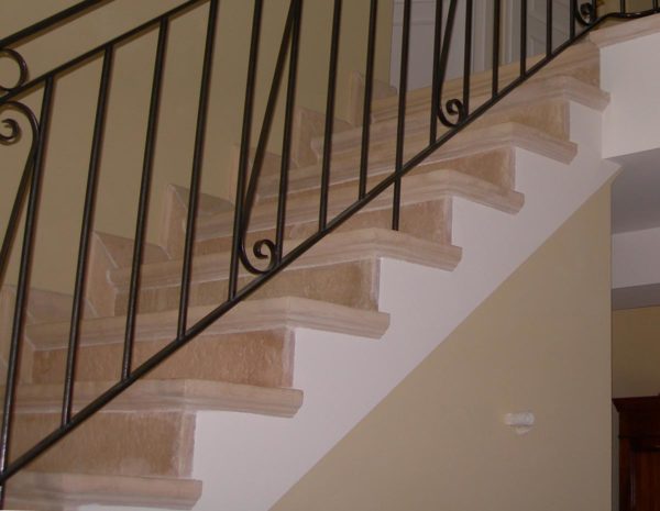 Marche escalier Abbatiale – Image 16