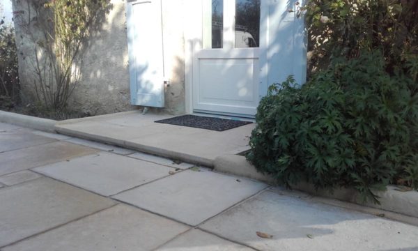 Marche escalier Abbatiale – Image 18