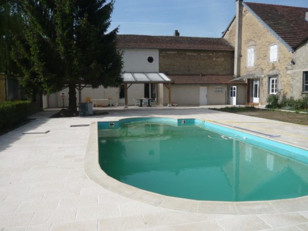 Margelle de piscine galbée – Image 3