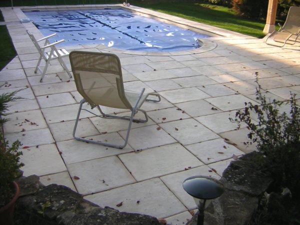 Margelle de piscine galbée – Image 13