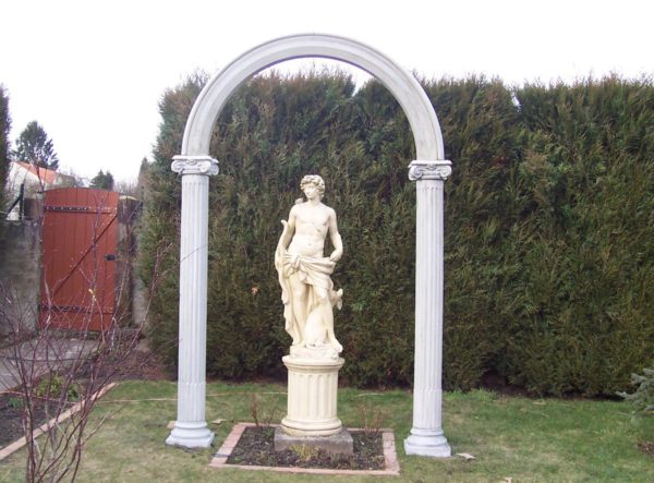 Colonne cannelée classique pleine décorative