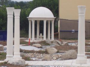 Colonne pleine décorative modèle FLEUR DES INDES
