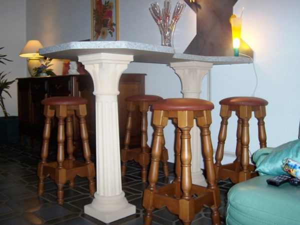 Colonnette cannelée pleine décorative modèle MAYA