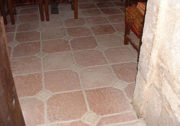 Dalle réplique ancienne Eglise de LIRIA – Image 8