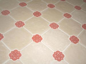 Dalle réplique ancienne Abbatiale, le 17-ème siècle, 4 cabochons fleurs