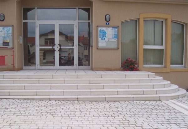 Marche escalier pleine droite et circulaire, aspect lisse – Image 8