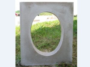 Œil-de-bœuf modèle ovale monobloc, ouverture 41 x 54