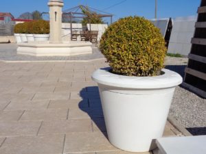 Pot Toscane D avec couronne Fleur