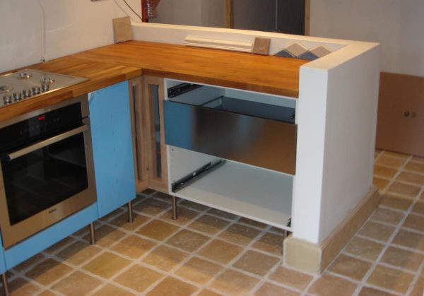 Tomette carrée en pierre reconstituée