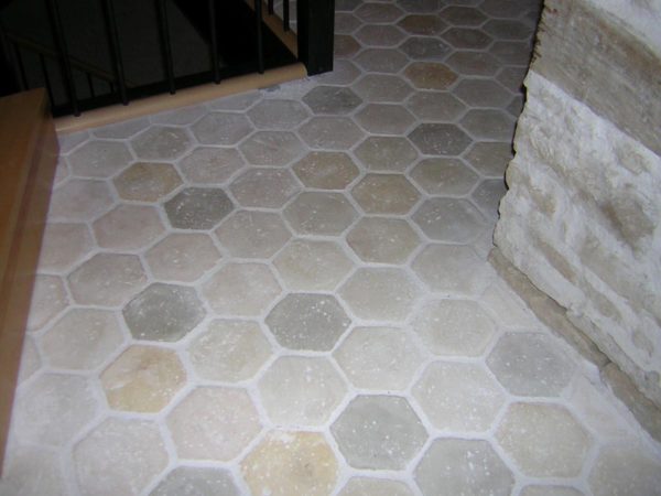 Tomette hexagonale, réplique ancienne, avec losange
