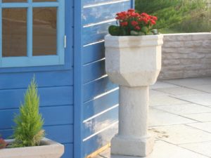 Vasque de jardin sur pied modèle 2