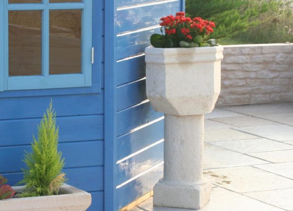 Vasque de jardin sur pied modèle 2