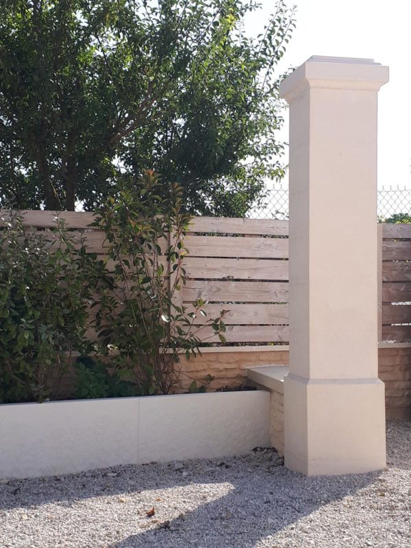 Piliers de portail et clôture 44, ciselé-bouchardé, gamme Décoration – Image 3