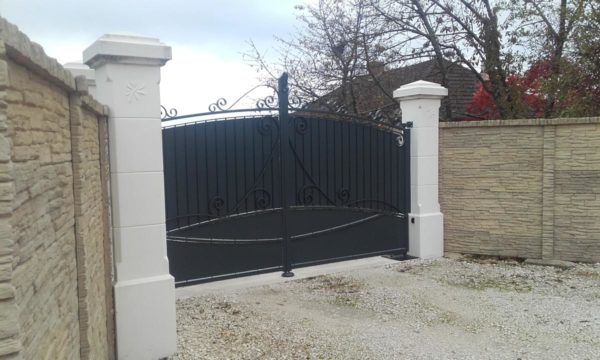 Piliers de portail lisse 40 et 50, gamme Provence, avec couronnement diamant – Image 3
